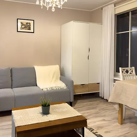 Stylish 2-room Near Kadriorg Lägenhet *